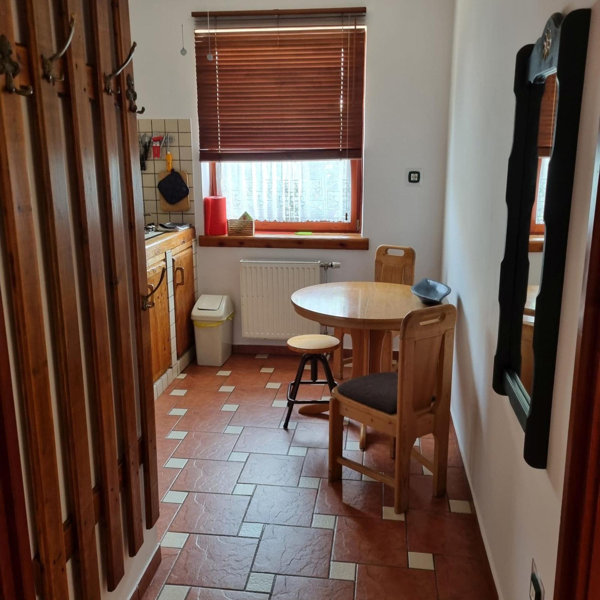 Kertvarosi Apartman Tiszaujvaros Exterior photo
