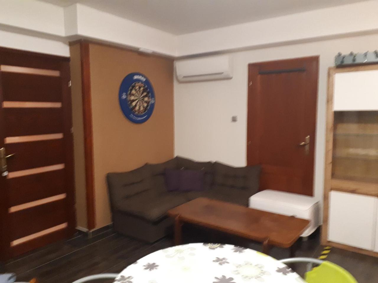 Kertvarosi Apartman Tiszaujvaros Exterior photo